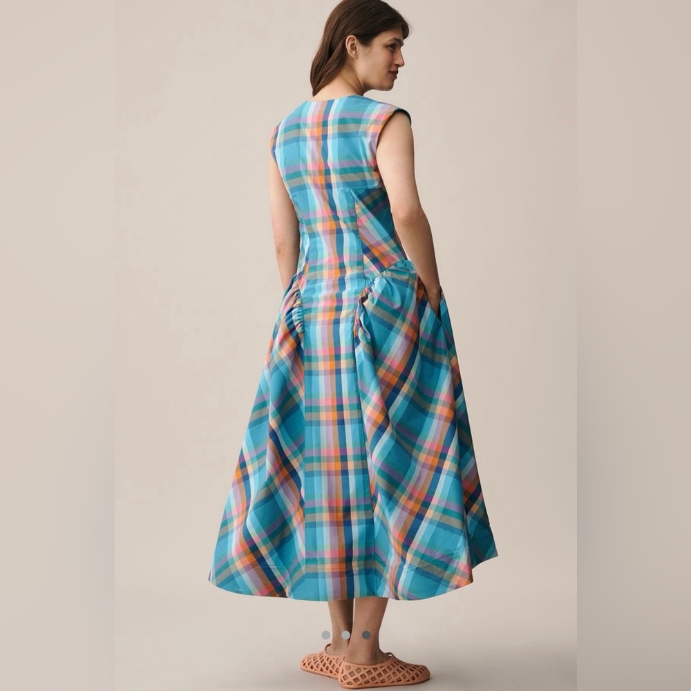 Maeve sleeveless V-neck Basque Waist Midi dress - Picture 3 of 11